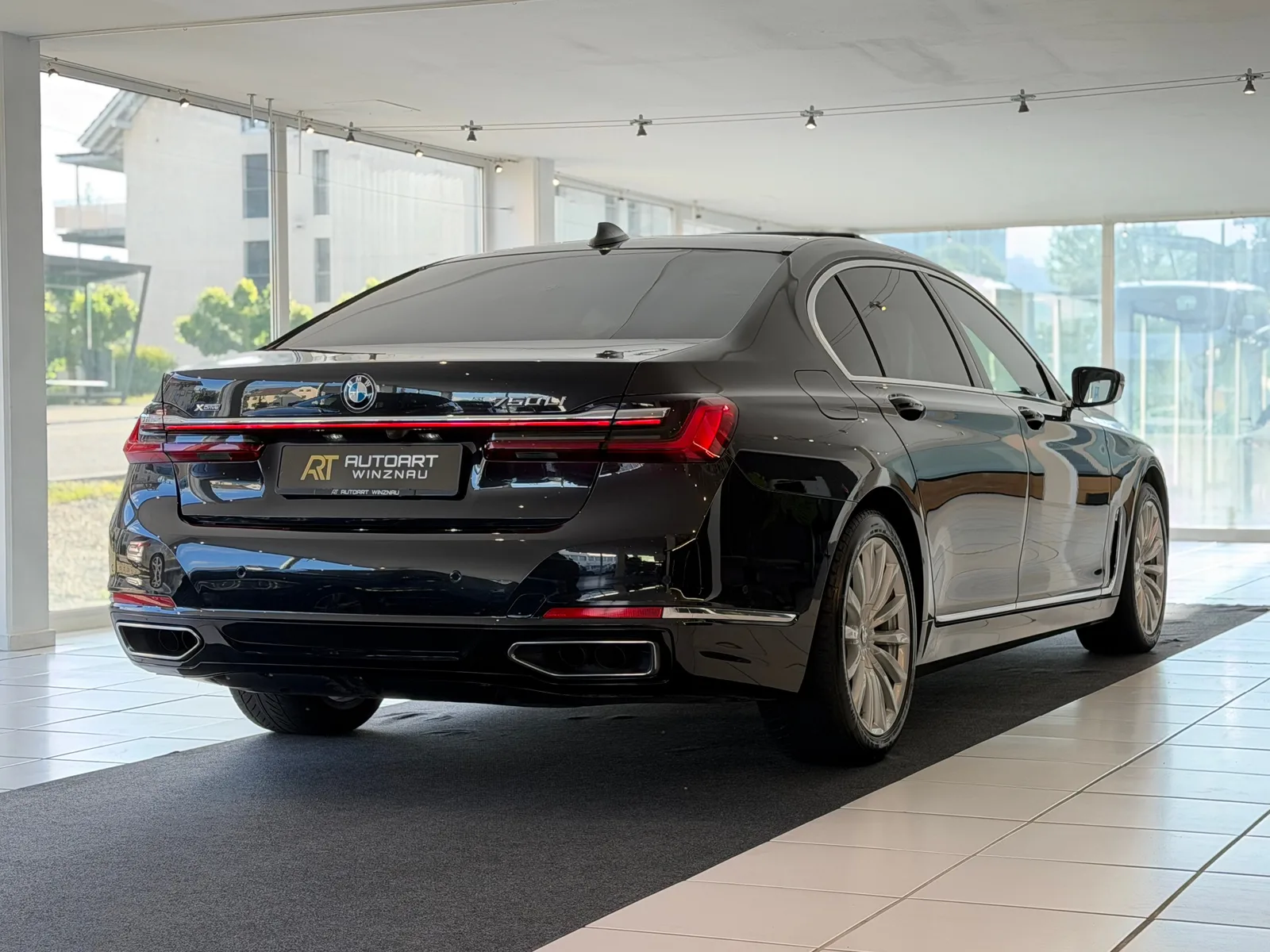 BMW 750Li xDrive Steptronic **Vollausstattung**