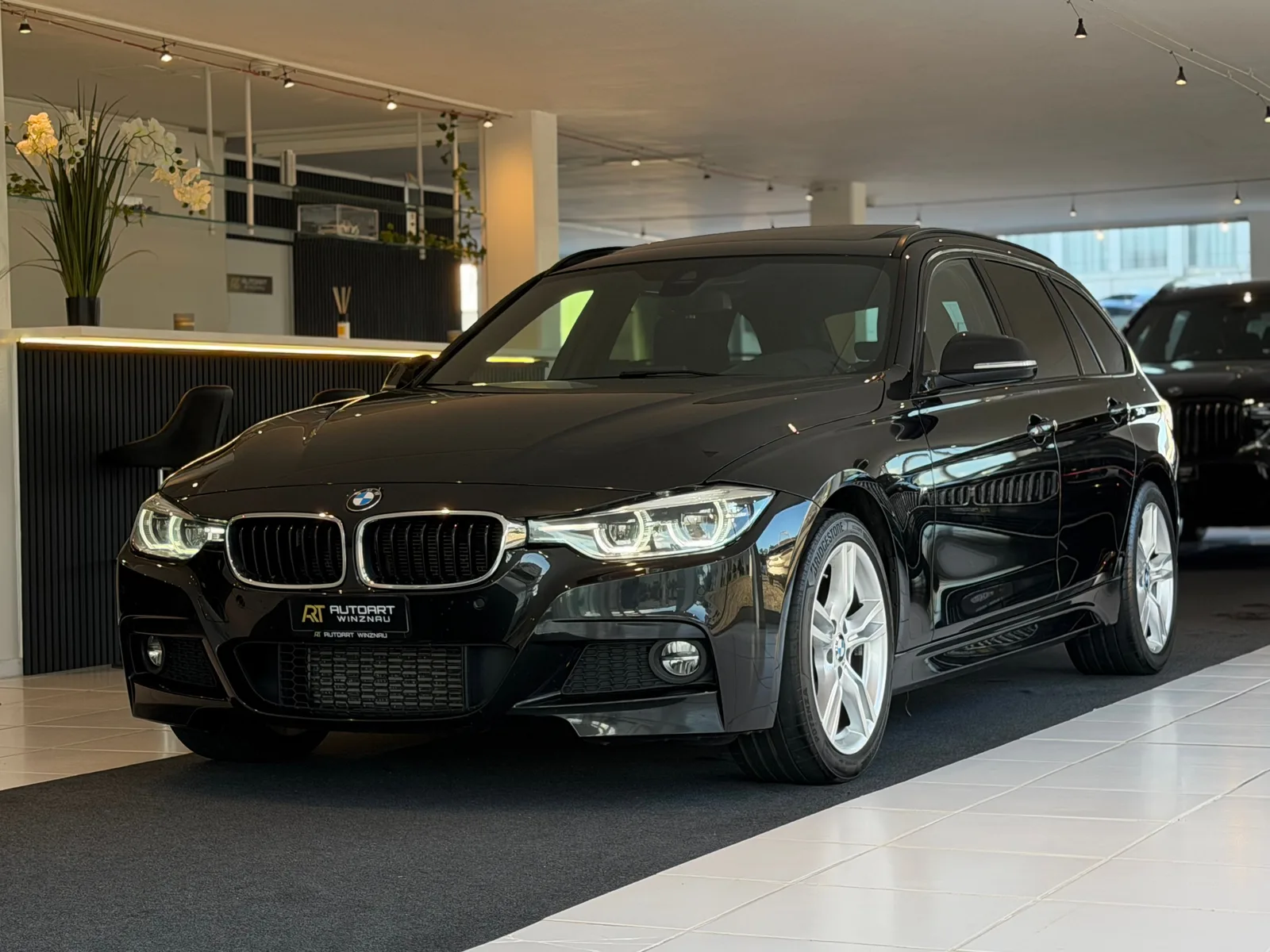 BMW 325d Touring M Sport Line Steptronic LCI **Frisch ab MFK & Service**