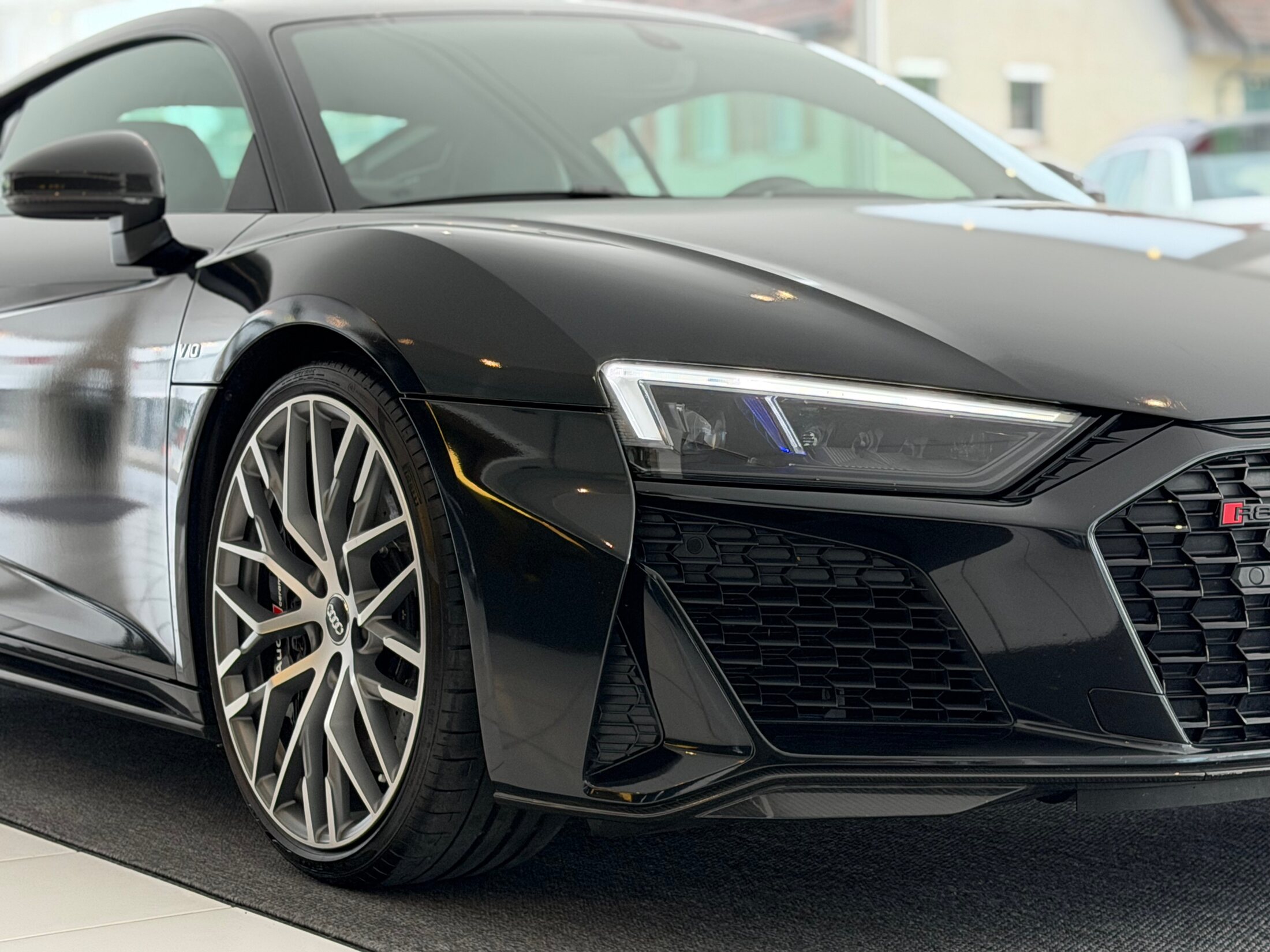 AUDI R8 Coupé performance S-Tronic **PPF Folie**